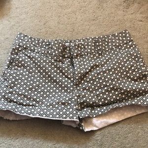 Green and cream design shorts